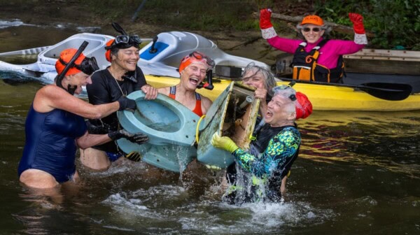 Old Ladies Against Underwater Garbage